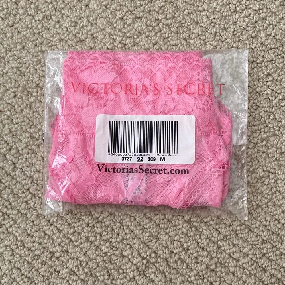 NEW Victoria’s Secret Floral Lacy Hiphugger Panties Medium Pink Lingerie RARE